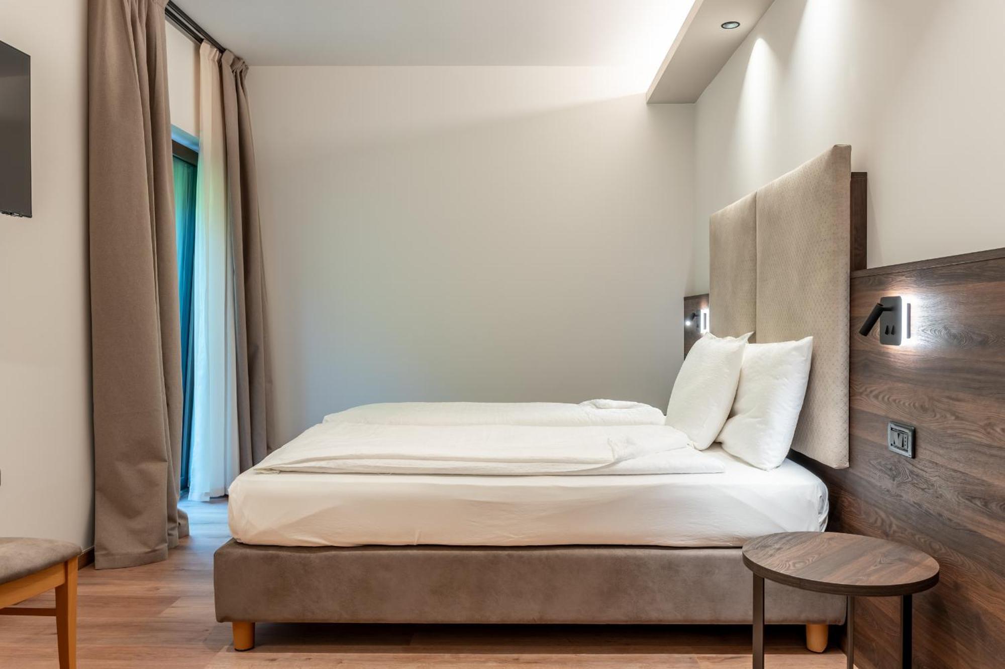 Hotel Ariston Levico Terme Exterior foto